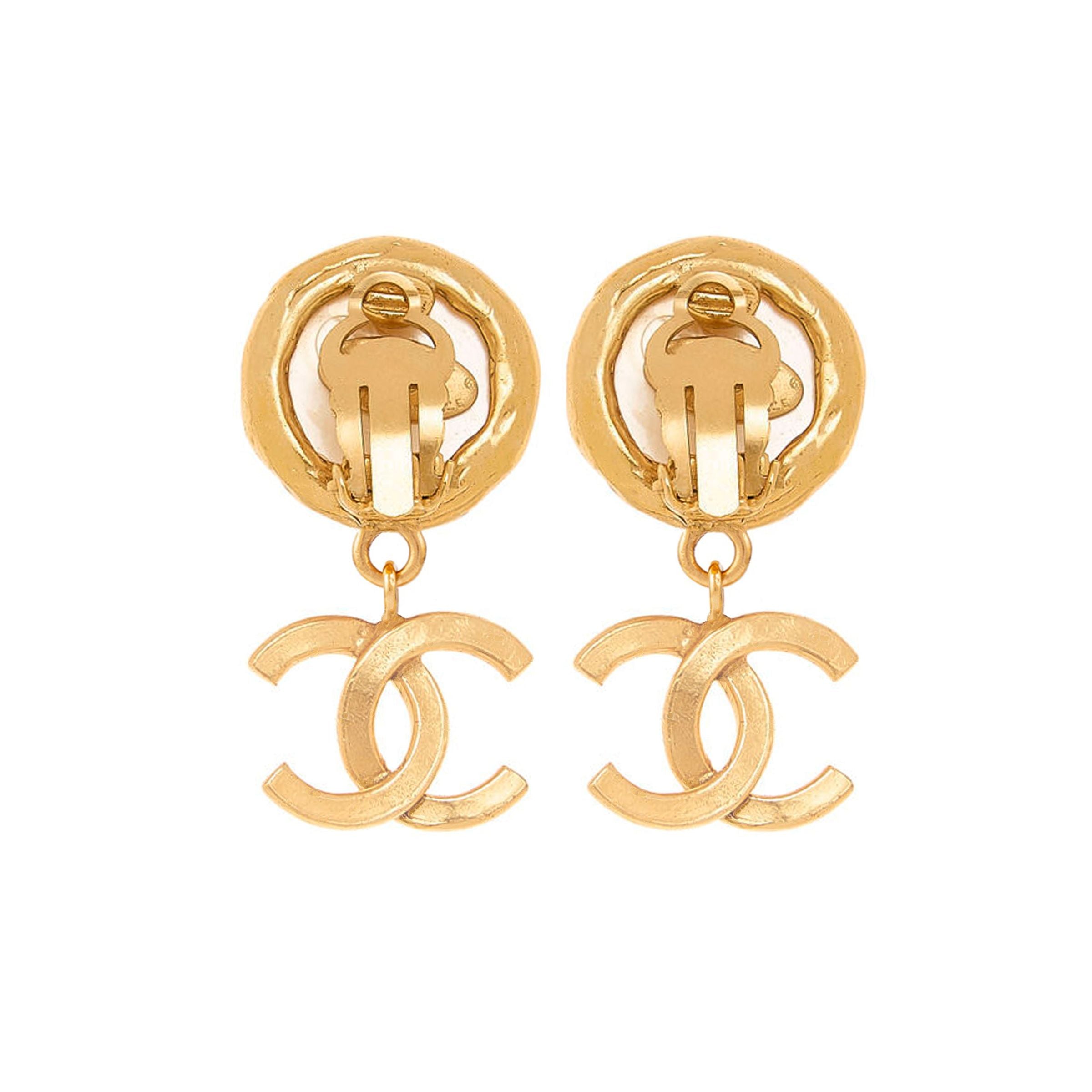 1994 Vintage Chanel Faux Pearl Clip-On Earrings