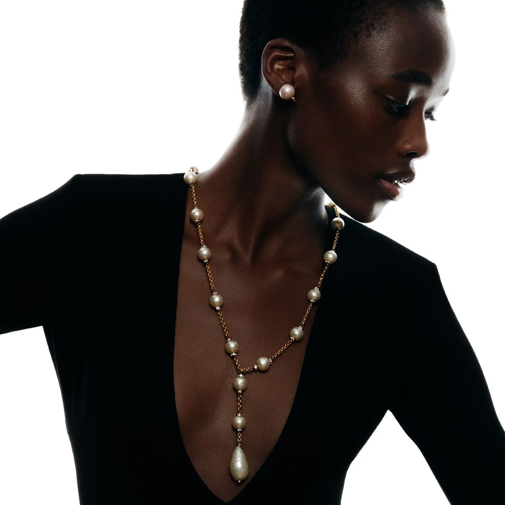 1980s Vintage Chanel Faux Pearl Statement Necklace