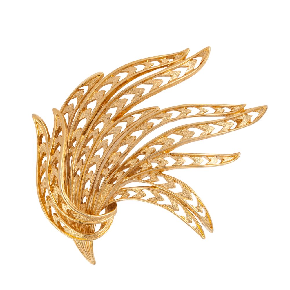 1970s Vintage Monet Leaf Brooch