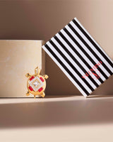 Vintage Valentino: A Love Story in Gold