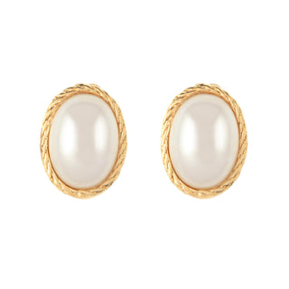 1980s Vintage Faux Pearl Oval Earrings