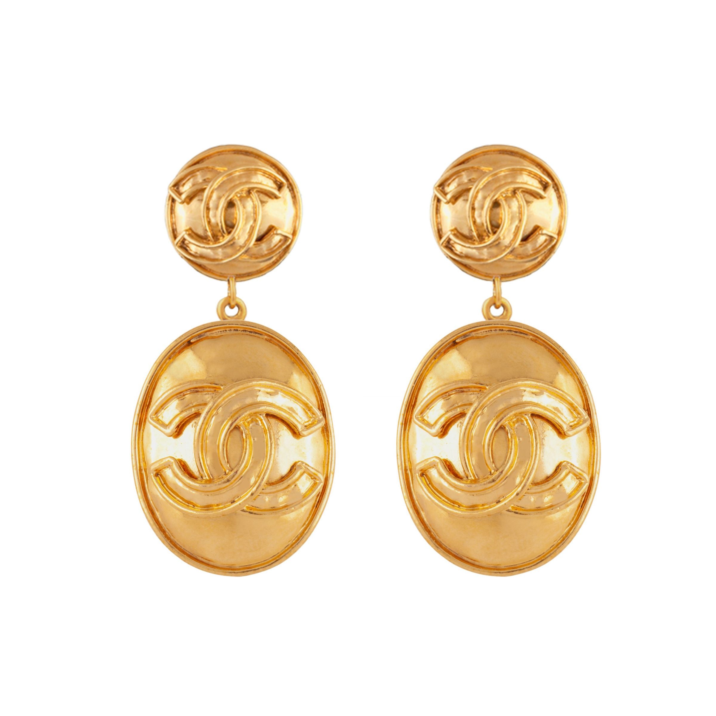 1994 Rare Vintage Chanel Oval Clip-On Earrings