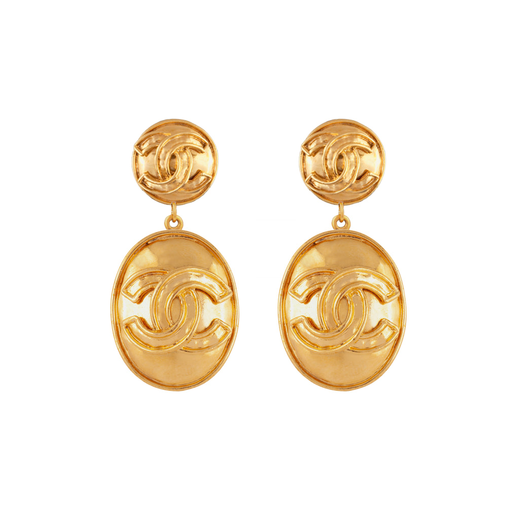 1994 Rare Vintage Chanel Oval Clip-On Earrings