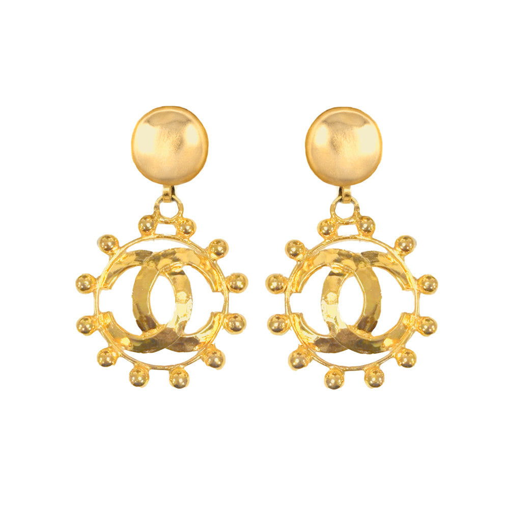 1980s Vintage Chanel Clip-On Earrings