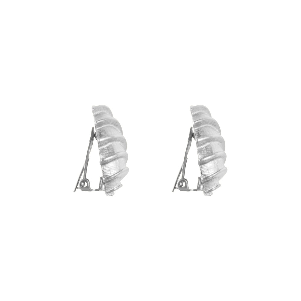1990s Vintage Shell Clip-On Earrings