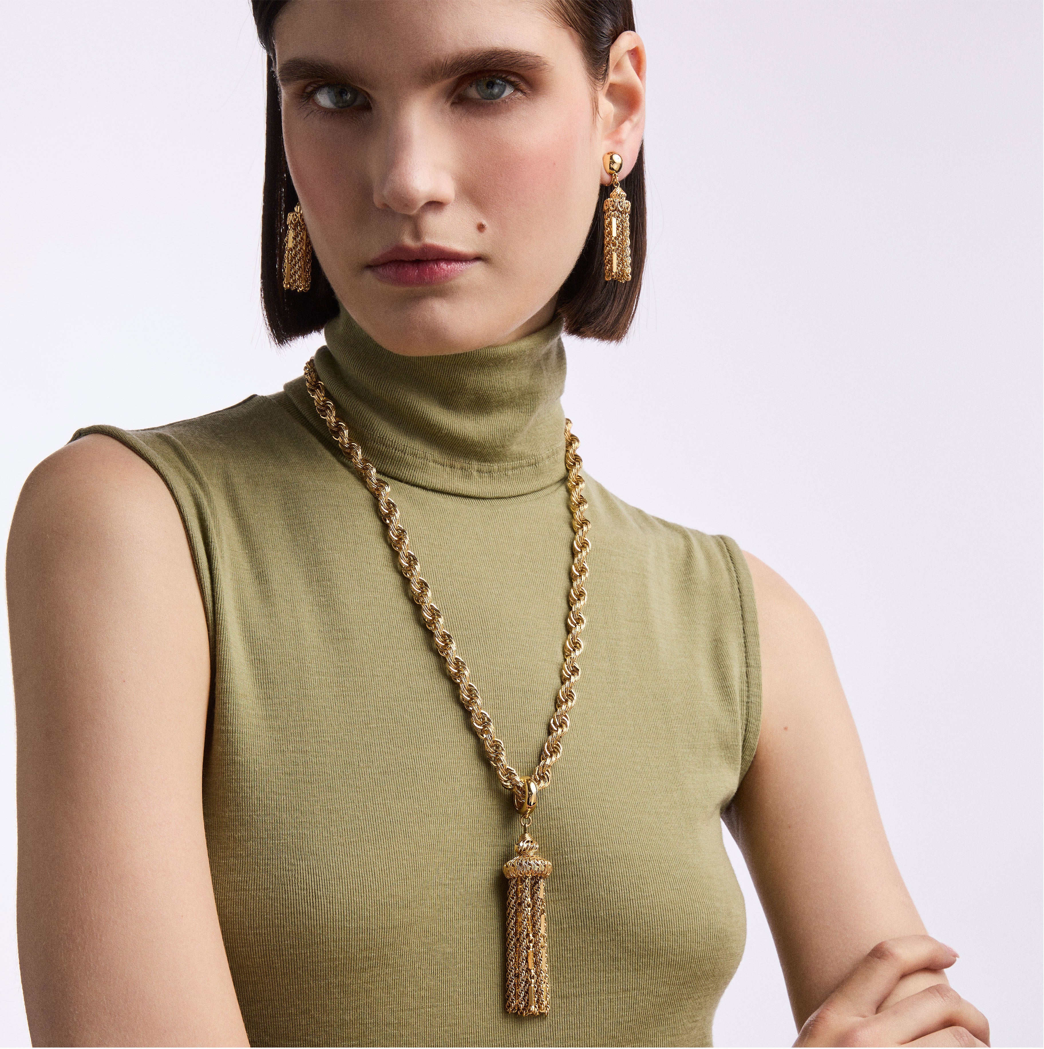 1970s Vintage Monet Tassel Bracelet