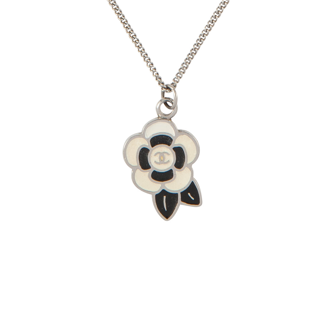 2005 Chanel Camellia Pendant Necklace