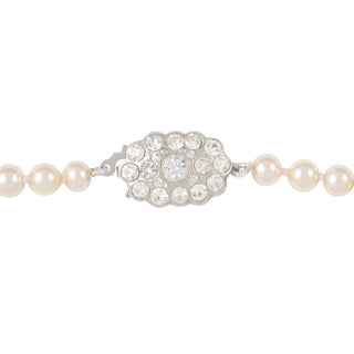 1970s Vintage Faux Pearl Necklace