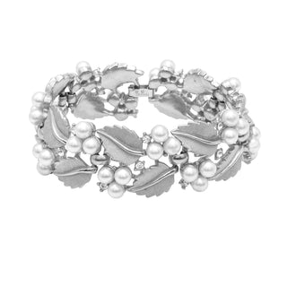 1960s Vintage Trifari Faux Pearl and Leaf Bracelet