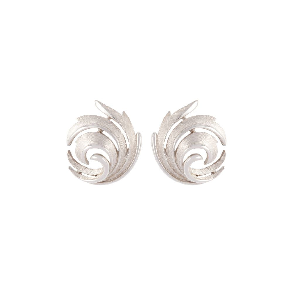 1970s Vintage Trifari Swirl Clip-On Earrings