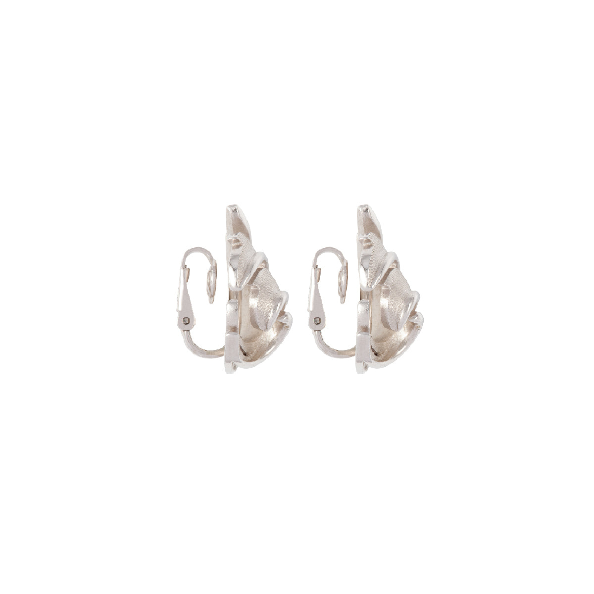1970s Vintage Trifari Swirl Clip-On Earrings
