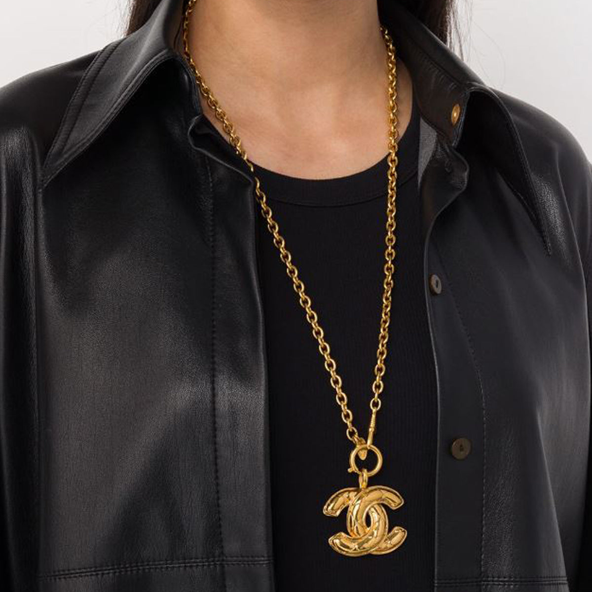1980s Vintage Chanel Gold Plated Quilted Pendant