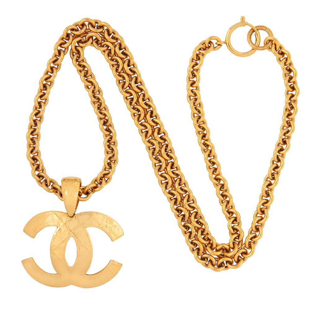 Necklace Chanel Gold in Metal  24983455