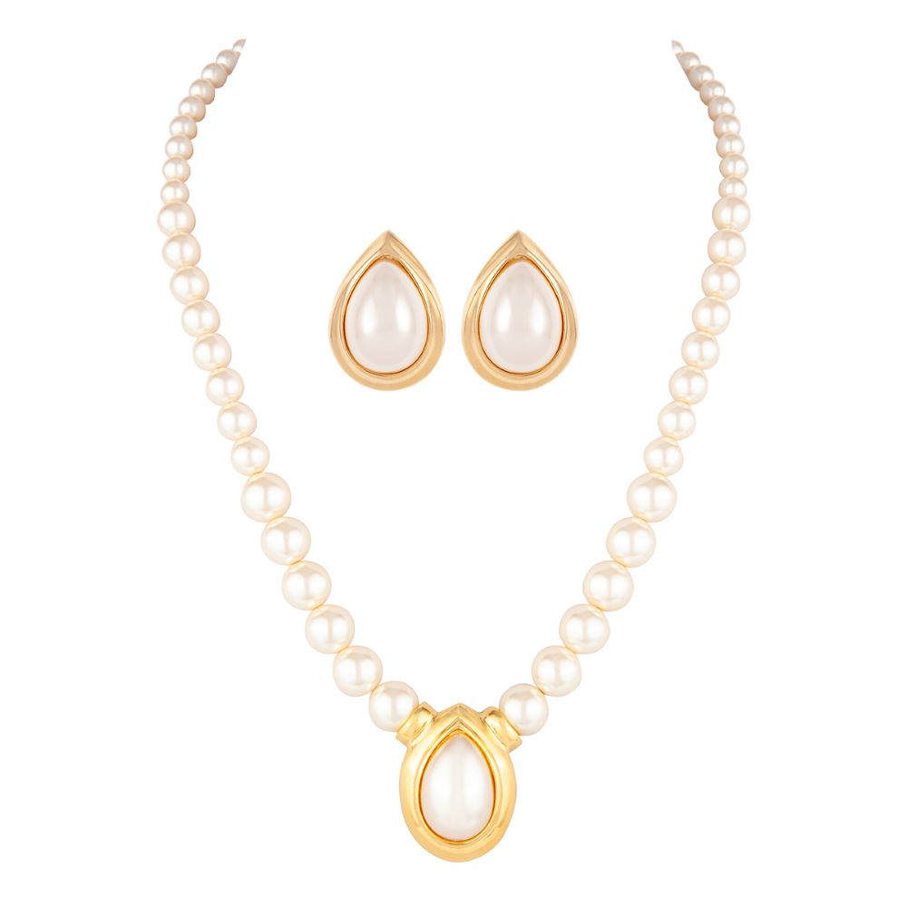 1960s Vintage Napier Necklace and Earring Set